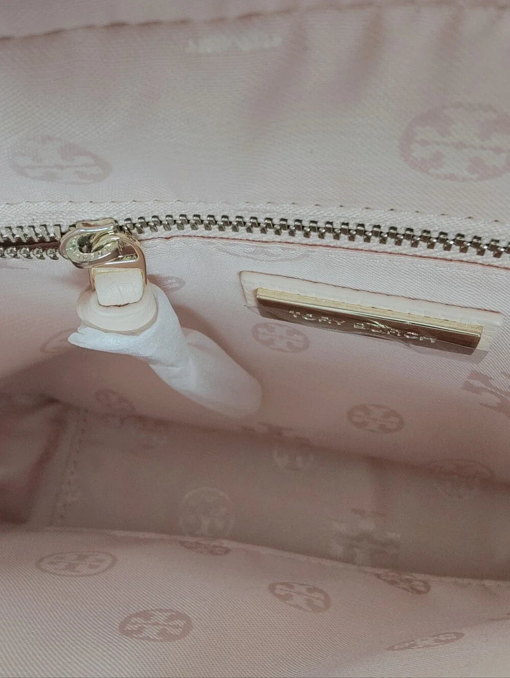 NWT Tory Burch Thea Small Pebbled Leather Shoulder Camera Bag Light Pink